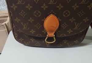 Louis Vuitton GM St. Cloud